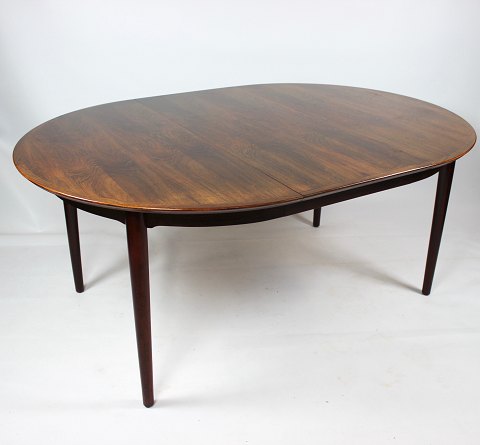 Spisebord i palisander af Arne Vodder fra 1960erne.
5000m2 udstilling.
