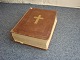En Bibel fra 1908,
i fin stand.
5000 m2 udstilling.