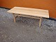 Hans Wegner sofa bord i egetræ istandsat 
5000 m2 udstilling