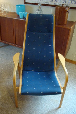 Yngve Ekstrøm armchair. Swedish Design.
5000m2 Showroom.
