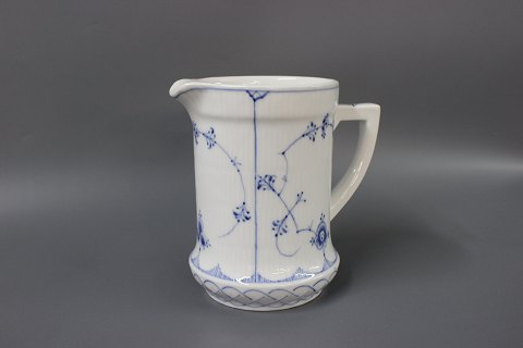 Watering can in Royal Blue No. 2054. Rare model 5000 m2 showroom