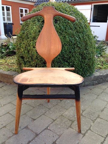 Jakkens Hvile stol før og restaurering. - Osted Antik & Design