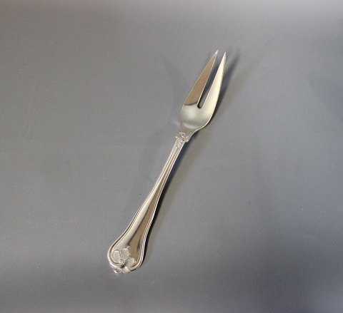 Carving fork in Saxon, hallmarked silver.
5000m2 showroom.