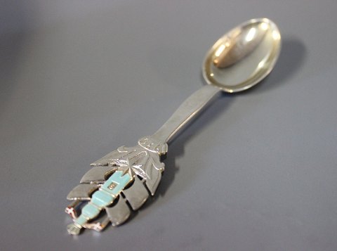 A. Michelsen Christmas spoon, Christmas at the Harbor - 1930.
5000m2 showroom.
