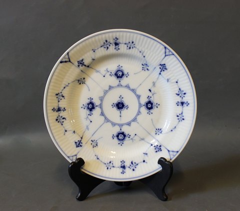 Royal Copenhagen blue fluted lunch plate, no.: 1/178.
5000m2 showroom.