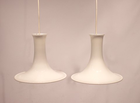 A pair of small "Mandarin" pendants designed by Michael Bang for 
Holmegaard/Royal Copenhagen.
5000m2 showroom.