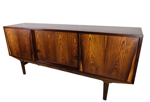 Sideboard in rosewood produced by Silkeborg Møbelfabrik from around the 1960s. 
H: 77 B: 178 D: 43
Great condition
