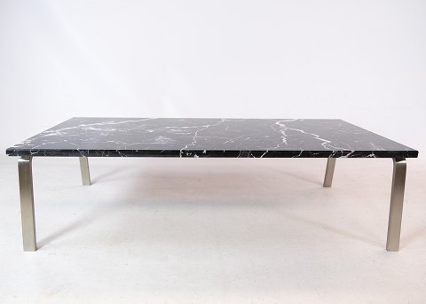 Sofabord, Mann by Norr11, stel af aluminium, marmorplade, dansk design
Flot stand
