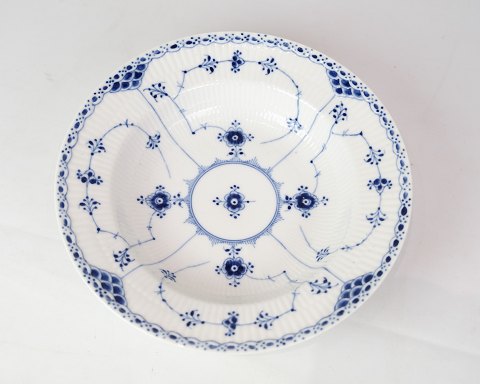 Dyb Tallerken - Nr. 1/659 - Porcelæn - Musselmalet Halvblonde - Royal Copenhagen
Flot stand
