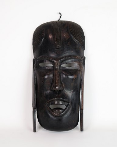Afrikansk Maske - Håndskåret - Mørkt Træ - Afrika
Flot stand
