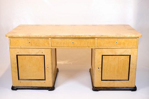 Antikt Skrivebord – Senempire Stil – Birketræ & Intarsia – 1840’erne
