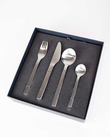 New York Bestiksæt - Rustfrit Stål - 24 Dele - Henning Koppel - Georg Jensen
