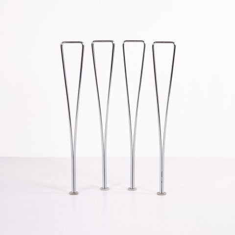 Sæt Af originale Fritz Hansen Bordben - Pasform Superellipse-spiseborde - Piet 
Hein & Bruno Mathsson
Flot stand
