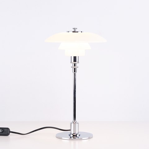 Poul Henningsen Bordlampe Model PH 2/1 i Krom for Louis Poulsen