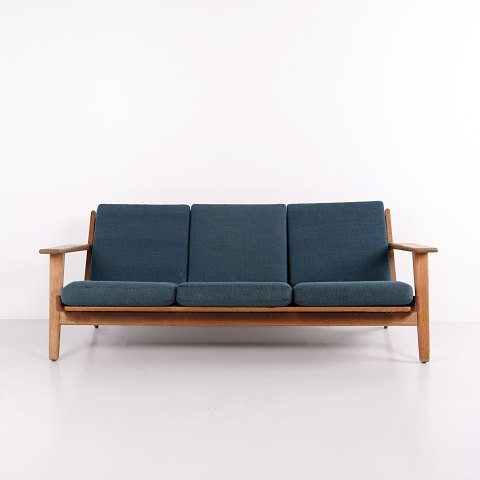 Hans J. Wegner GE-290/3 Tre Personers Sofa i Sæbebehandlet Eg