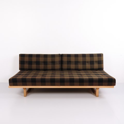 Daybed Model 4312 i Massiv Eg og Uldstof Børge Mogensen Fredericia Stolefabrik 1958