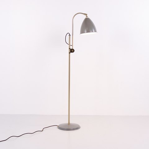 Bestlite BL3M gulvlampe i messing af Robert Dudley Best for Gubi