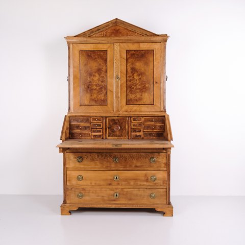 Sønderjysk Louis XVI Chatol i Egetræ fra 1800-tallet