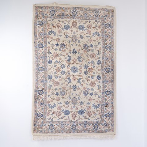 Nain Inspireret Orientalsk Tæppe med Blomstermønster i Lyse Nuancer 240 x 155 cm