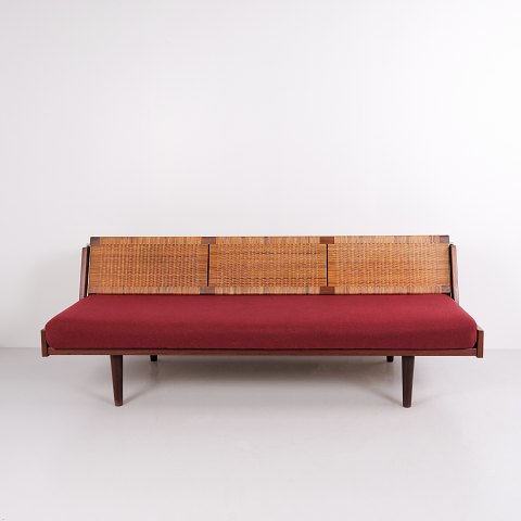 Hans J. Wegner GE-258 Daybed i Teak og Flet for Getama fra 1950’erne