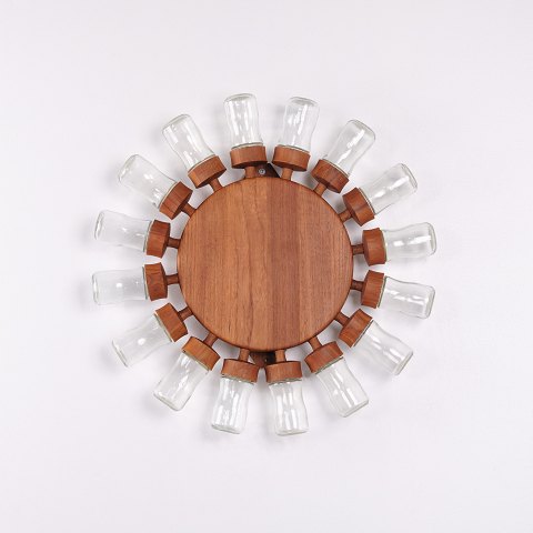 Digsmed Krydderihjul i Teak og Glas med 18 Glas Danmark ca. 1960’erne Ø50 cm