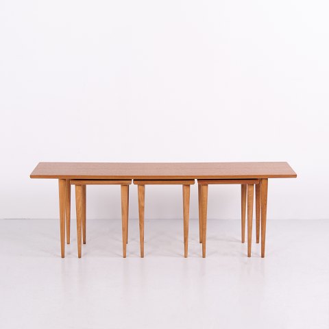 Kurt Østervig Sæt af Indskudsborde i Eg og Teak fra 1960’erne