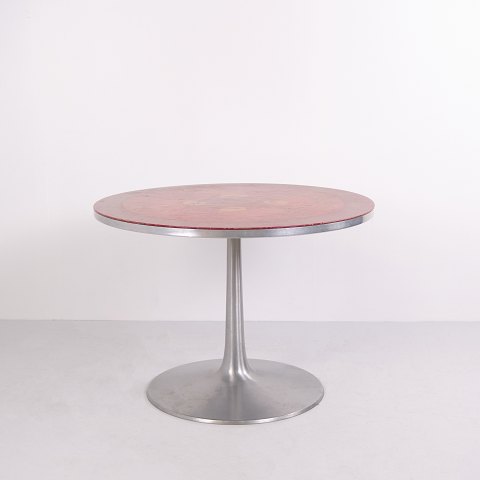Bjørn Wiinblad Rundt Spisebord med Dekoreret Bordplade og Aluminiumsfod af Cado 1970’erne