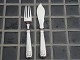 Fish cutlery for 6 people in hallmarked silver, scallop pattern.
Great quality.
5000 m2 showroom.