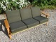 Sofa Hans J. Wegner, model GE 290.
5000m2 Showroom.