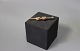 Brooch in 8 carat gold with cornelian.
5000m2 showroom.
