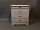 Small gray painted chest of drawers in gustavian style.
5000m2 showroom.
