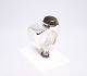 Ring of 925 sterling silver and decorated with green jade, stamped EIV.
5000m2 showroom.
