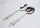 Serving spoons in Frijsenborg, hallmarked silver.25 cm and 22 cm.
5000 m2
showroom