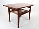 Side table in teak with shelf in papercord of danish design from the 1960s.
5000m2 showroom.
