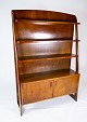 Bookcase with cabinet beneath in walnut of danish design from the 1950s. 
5000m2 showroom.
