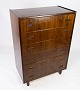 Chest of drawers in walnut of danish design from the 1960s.
5000m2 showroom.