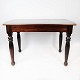 Dining table of mahogany, in great antique condition from around 1930. 
5000m2 showroom.
