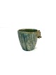 Lille keramik vase med turkis glasur af Arne Bang. 
5000m2 udstilling.
Flot stand
