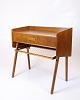 Sidebord / Natbord - Teaktræ - Skuffe - Flethylde - 1960
Flot stand
