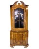 Antikt Vitrine/Hjørneskab - I Barokstil - Nøddetræ - Glaslåge Med Sprosser - Ca. 
År 1900
