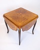 Sofa/Sidebord Med Klapper - Rokokostil - Intarsia - Mahogani & Rosentræ - Ca. År 
1900
