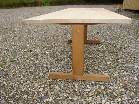 Sofabord/ * shakerbord i egetræ tegnet af Børge Mogensen. * 5000m2 * - Antik & Design