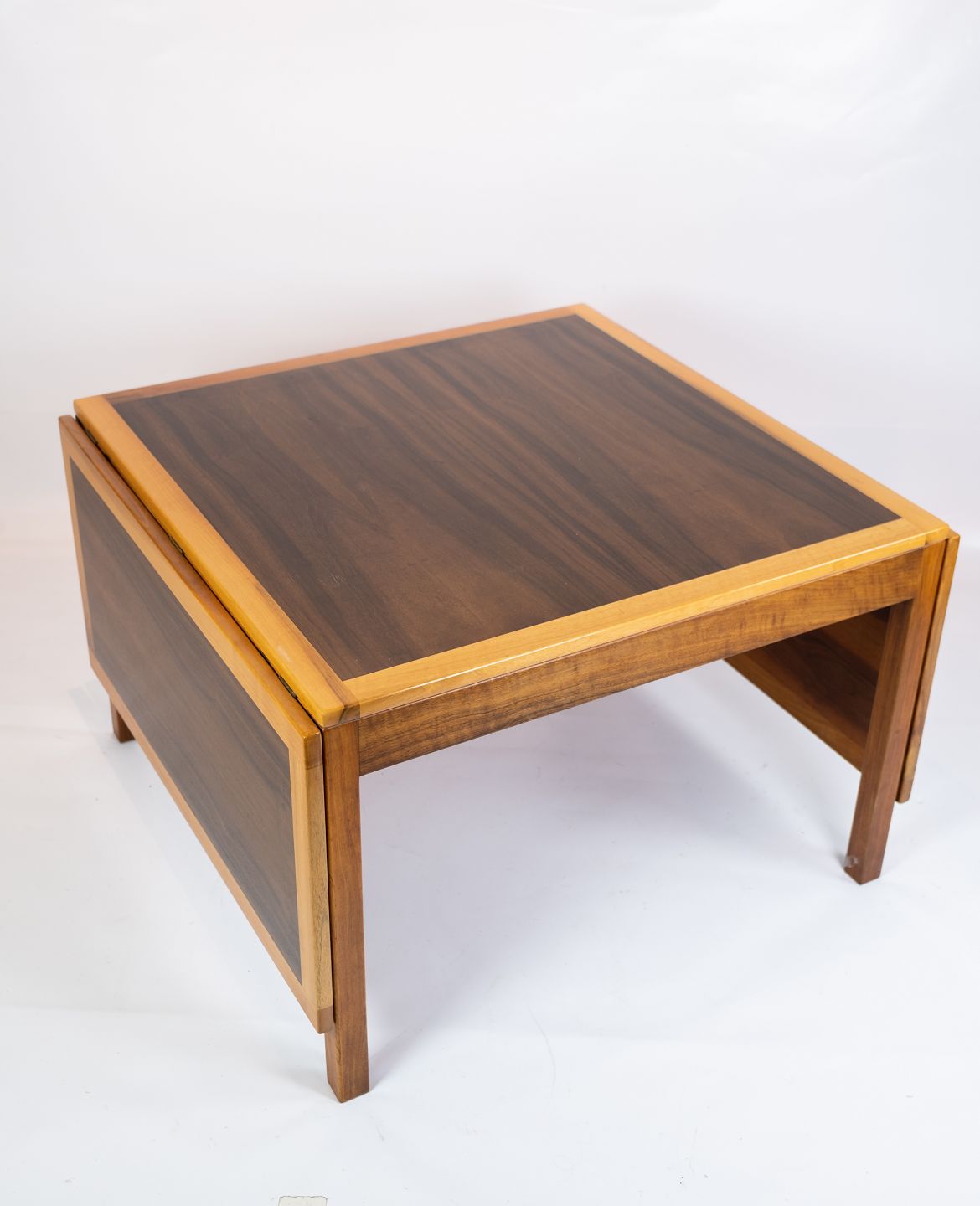 Produktivitet abstrakt industri Sofabord i palisander med klapper, designet af Børge Mogensen fra 1960erne.  * 50 - Osted Antik & Design