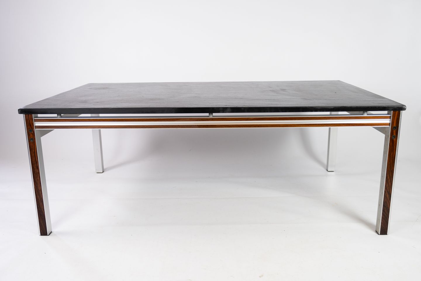 Sofabord med sort skifer plade i og af dansk design fr - Osted Antik & Design