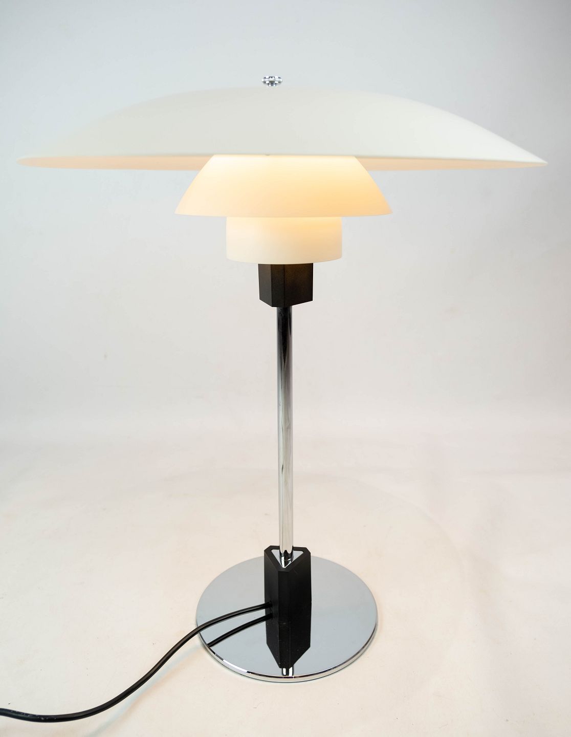 PH 4/3 bordlampe af Poul Henningsen og fremstillet hos Poulsen. * - Osted Antik & Design