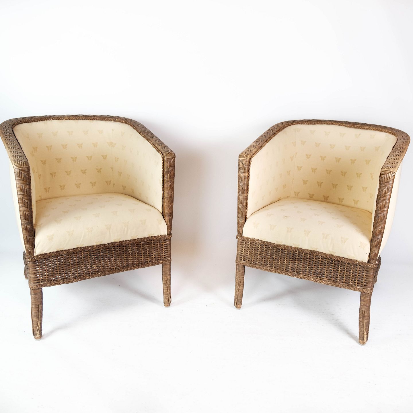 renæssance stemning kokain Sæt af to lænestole af flet og polstring med lyst stof fra 1940erne. *  5000m2 ud - Osted Antik & Design